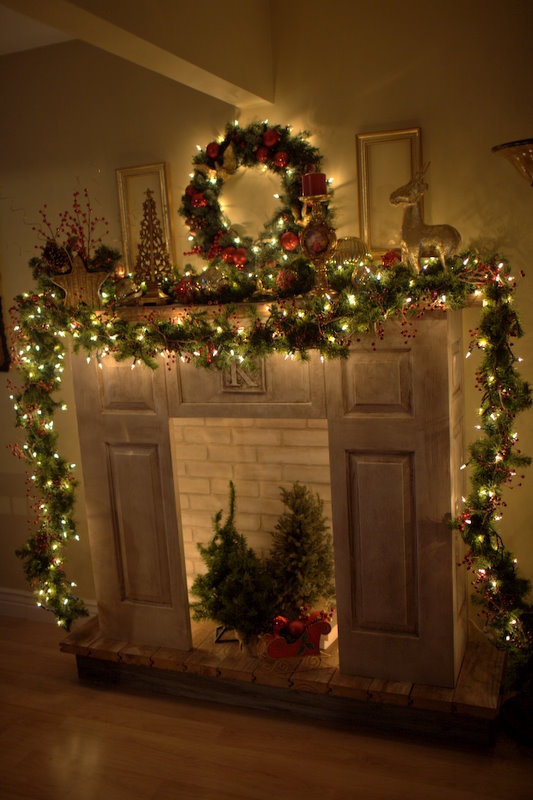 Christmas mantle 1