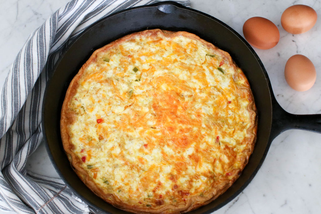 Cheesy Herb + Bell Pepper Quiche – Unlikely Martha