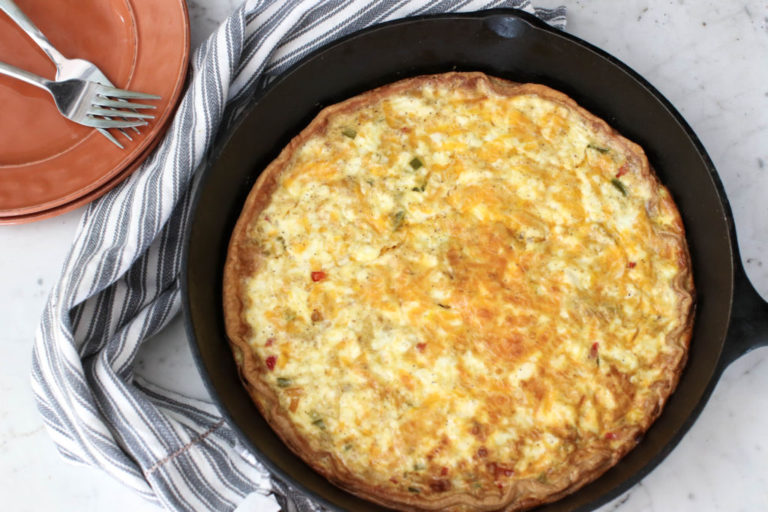 Cheesy Herb + Bell Pepper Quiche – Unlikely Martha